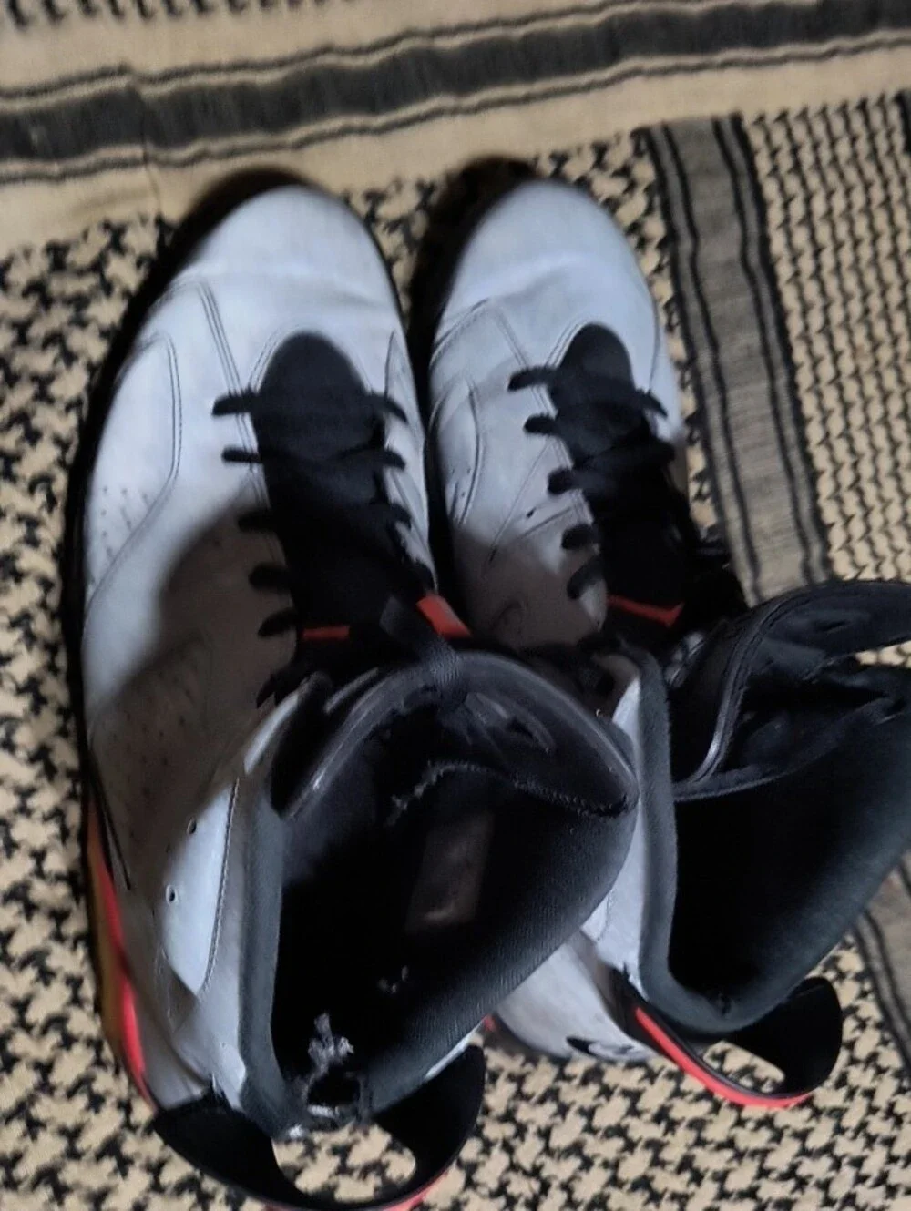 Jordan Grey and Black Sneakers C-14072-001